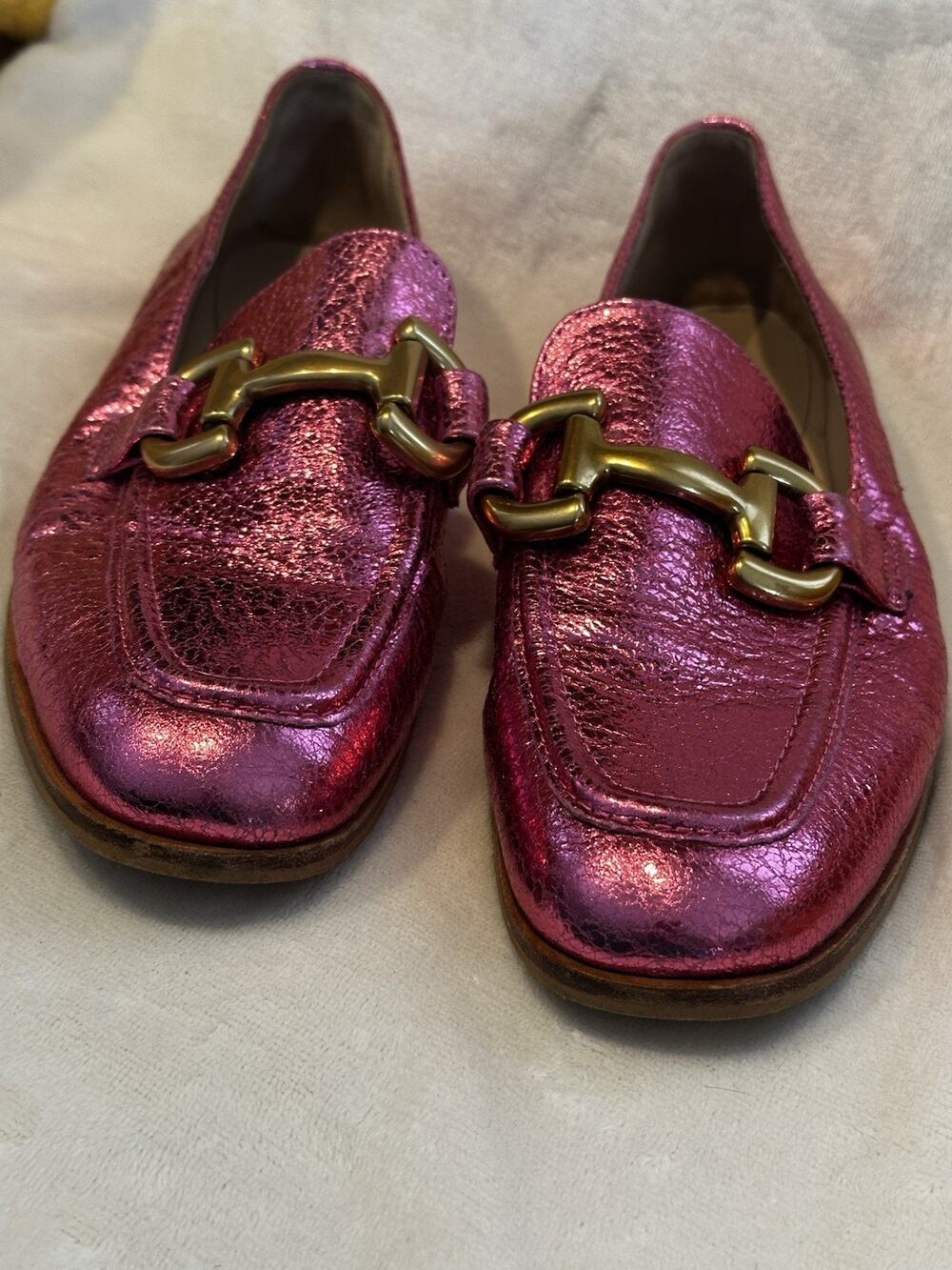 Boden Iris Snaffle Loafers bright, textured metallic pink leather Womens Sz 39